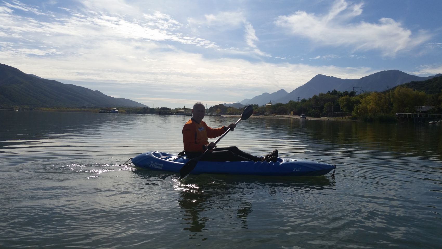 Kayak en la Presa